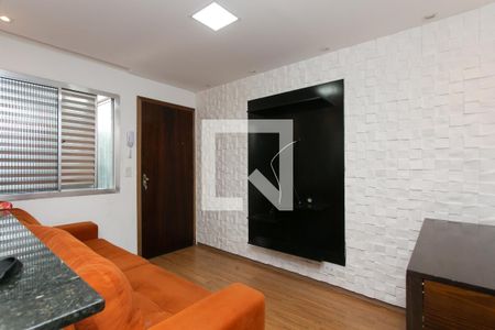 Sala de apartamento para alugar com 2 quartos, 48m² em Conjunto Residencial José Bonifácio, São Paulo