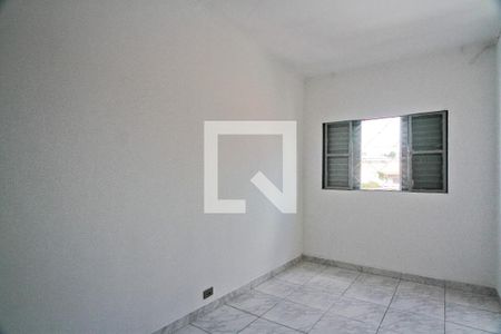 Quarto 2 de casa para alugar com 2 quartos, 80m² em Vila Arcadia, São Paulo