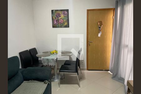 Sala de apartamento para alugar com 2 quartos, 50m² em Jardim Isis, Cotia