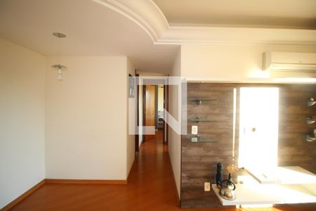 Sala de apartamento à venda com 2 quartos, 58m² em Jardim Carvalho, Porto Alegre