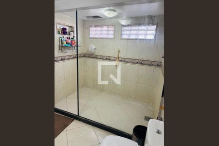 Banheiro de casa para alugar com 2 quartos, 120m² em Bairro Carolina, Duque de Caxias