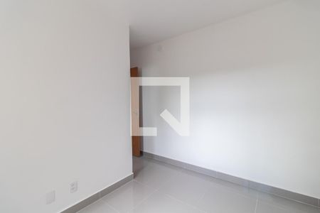 Quarto 2 de apartamento para alugar com 2 quartos, 75m² em Camaquã, Porto Alegre