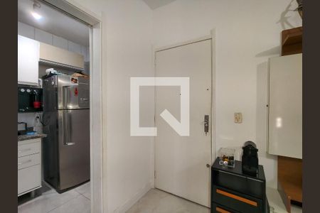 Entrada de apartamento à venda com 2 quartos, 69m² em Rio Comprido, Rio de Janeiro