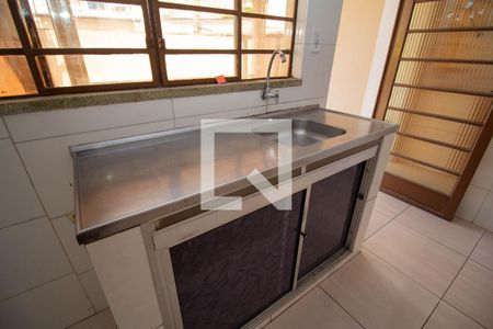 Sala/Cozinha de casa para alugar com 2 quartos, 225m² em Vila Cruz das Almas, São Paulo