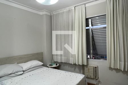 Quarto 1 de apartamento para alugar com 2 quartos, 94m² em Gonzaga, Santos
