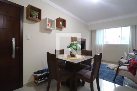 Sala de apartamento para alugar com 2 quartos, 58m² em Santa Mônica, Uberlândia