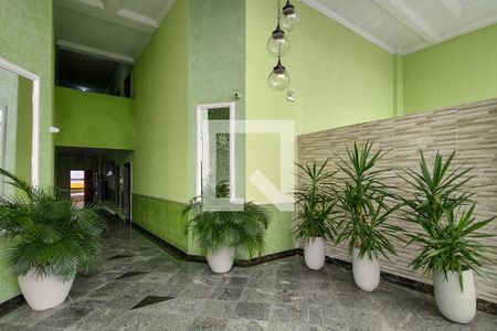 Hall de entrada de apartamento para alugar com 3 quartos, 64m² em Vila Assuncao, Praia Grande