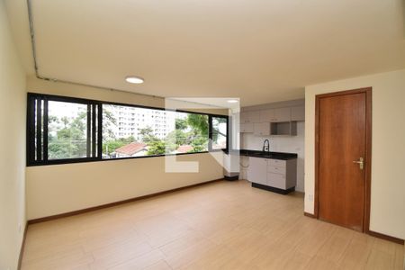 Sala e Cozinha de apartamento para alugar com 1 quarto, 56m² em Cristo Rei, Curitiba