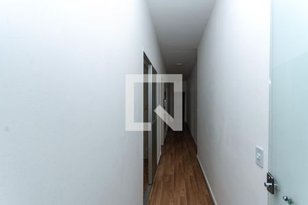 Corredor de casa para alugar com 2 quartos, 190m² em Vila Romana, São Paulo