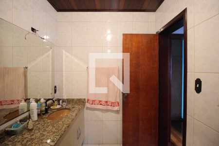 Banheiro da Suíte 1 de apartamento para alugar com 3 quartos, 312m² em Vila Ipiranga, Porto Alegre