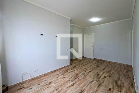 Sala de apartamento para alugar com 1 quarto, 40m² em Guilhermina, Praia Grande