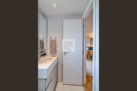 Banheiro de apartamento para alugar com 1 quarto, 31m² em Pompeia, São Paulo