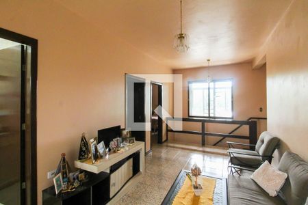 Sala 2 de casa à venda com 3 quartos, 270m² em Guajuviras, Canoas