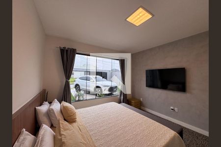 Suíte de casa de condomínio à venda com 3 quartos, 168m² em Ilha de Guaratiba, Rio de Janeiro