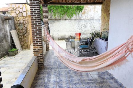 Varanda de casa para alugar com 6 quartos, 250m² em Jardim das Margaridas, Salvador