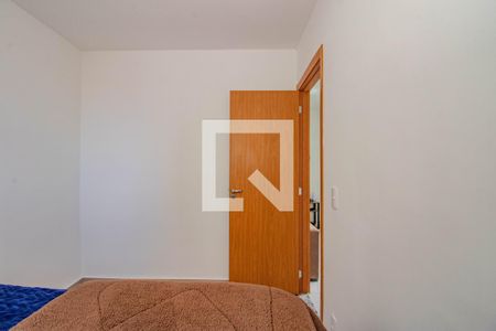 Quarto 1 de apartamento para alugar com 2 quartos, 46m² em Costa E Silva, Porto Alegre