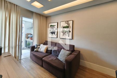 Sala de Estar de apartamento à venda com 2 quartos, 54m² em Centro, Campinas