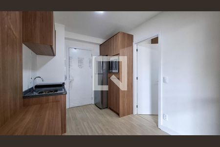 Sala e Cozinha de apartamento para alugar com 1 quarto, 27m² em Pinheiros, São Paulo