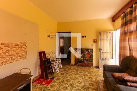 Sala de casa à venda com 2 quartos, 153m² em Vila Invernada, São Paulo