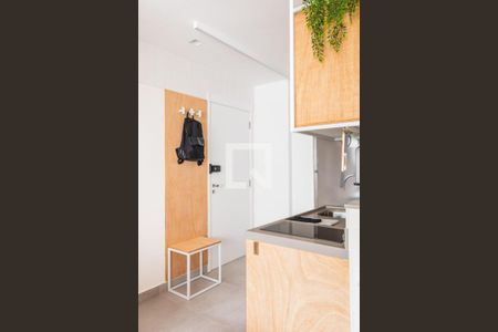 Cozinha de apartamento para alugar com 1 quarto, 29m² em Itaim Bibi, São Paulo