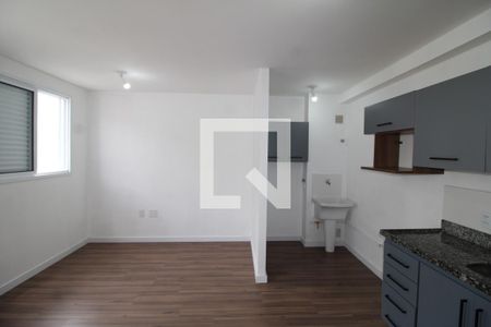 Sala / Cozinha / Área de Serviço de apartamento para alugar com 1 quarto, 37m² em Santana, São Paulo