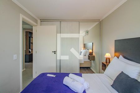 Quarto 1 de apartamento à venda com 2 quartos, 230m² em Passo D’areia, Porto Alegre