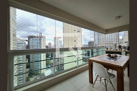 Varanda de apartamento à venda com 3 quartos, 111m² em Vila Olímpia, São Paulo