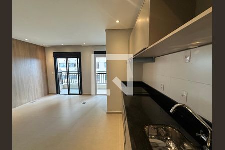 Sala/Cozinha de apartamento para alugar com 1 quarto, 40m² em Empresarial 18 do Forte, Barueri