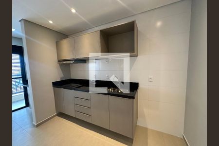 Sala/Cozinha de apartamento para alugar com 1 quarto, 40m² em Empresarial 18 do Forte, Barueri