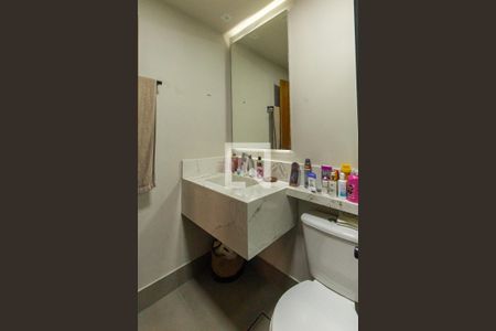 Banheiro da Suíte 1 de casa de condomínio à venda com 3 quartos, 167m² em Vila Aricanduva, São Paulo