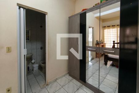 Casa à venda com 2 quartos, 75m² em Vila Orozimbo Maia, Campinas