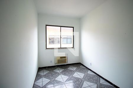 Quarto 2 de apartamento para alugar com 2 quartos, 56m² em Irajá, Rio de Janeiro