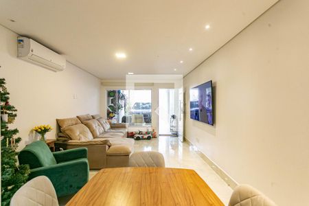 Sala de casa à venda com 4 quartos, 240m² em Bosque da Saúde, São Paulo
