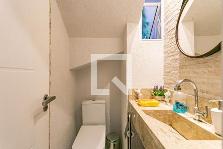 lavabo de casa à venda com 4 quartos, 240m² em Bosque da Saúde, São Paulo