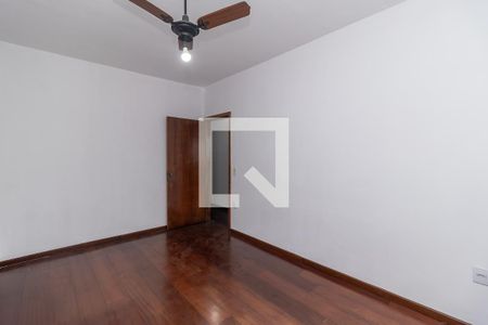 Quarto 1 de casa para alugar com 3 quartos, 250m² em Jardim Leblon, Belo Horizonte