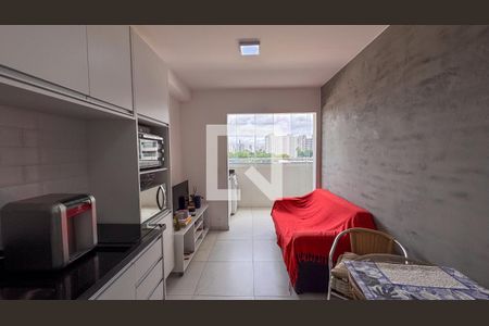 sala e cozinha de apartamento para alugar com 1 quarto, 33m² em Santo Amaro, São Paulo