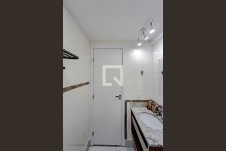 Banheiro de kitnet/studio à venda com 1 quarto, 23m² em Jardim Aurelia, São Paulo