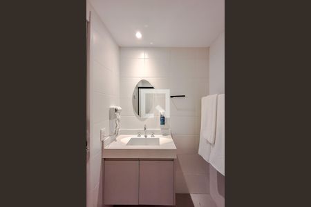 Banheiro de kitnet/studio à venda com 1 quarto, 25m² em Vila Mariana, São Paulo