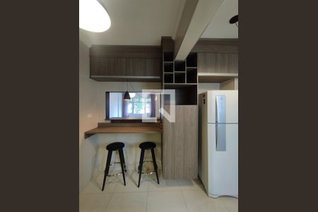 Cozinha - Armários de apartamento para alugar com 2 quartos, 64m² em Aclimação, São Paulo