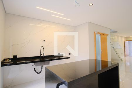 Cozinha de casa à venda com 3 quartos, 160m² em Vila Carrão, São Paulo