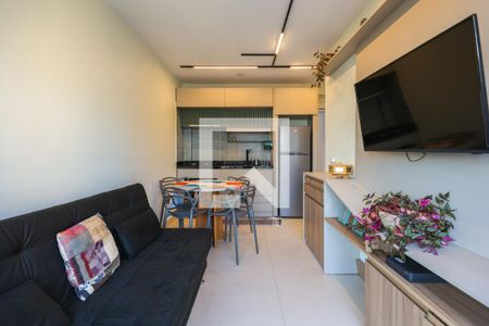Sala/Cozinha de apartamento para alugar com 2 quartos, 40m² em Cidade Jardim, São Paulo