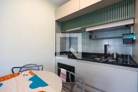 Sala/Cozinha de apartamento para alugar com 2 quartos, 40m² em Cidade Jardim, São Paulo