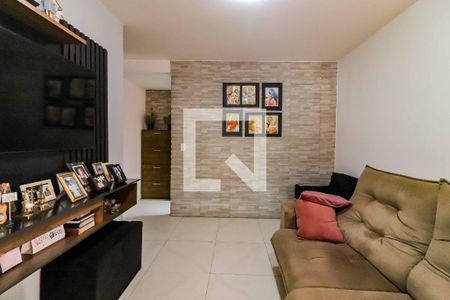 Sala de casa para alugar com 5 quartos, 140m² em Jardim Celeste, São Paulo