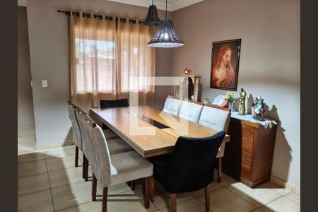Casa à venda com 3 quartos, 200m² em Chacaras Santa Martha, Várzea Paulista