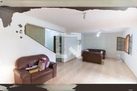 Casa à venda com 3 quartos, 680m² em Itaipu, Niterói
