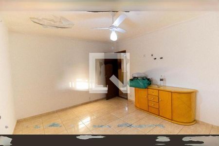 Casa à venda com 3 quartos, 680m² em Itaipu, Niterói