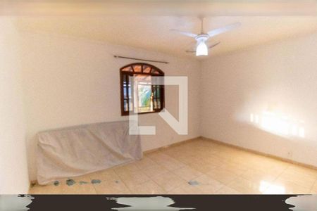 Casa à venda com 3 quartos, 680m² em Itaipu, Niterói