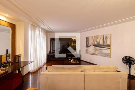 Casa à venda com 4 quartos, 409m² em Vila Rio Branco, São Paulo