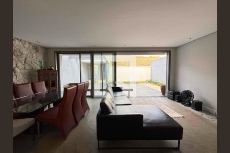 Casa à venda com 3 quartos, 200m² em Residencial Tambore III, Santana de Parnaíba