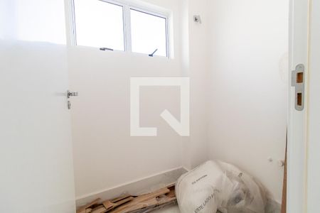 Lavabo de casa de condomínio para alugar com 3 quartos, 115m² em Uberaba, Curitiba